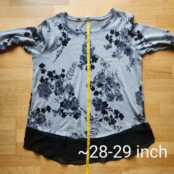 Maurices Long Sleeve - Picture 7 of 8